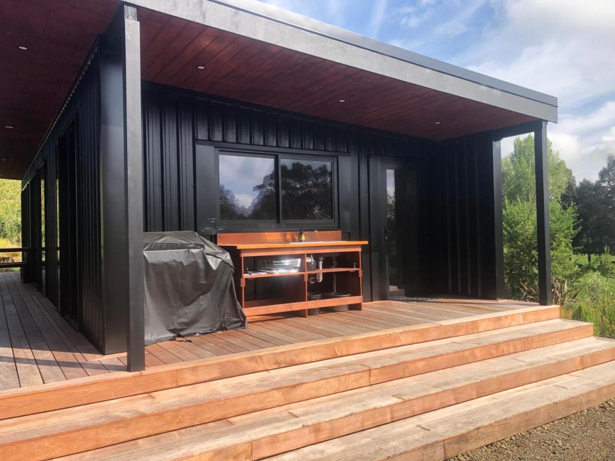Whakaipo Bay Retreat Chalet *