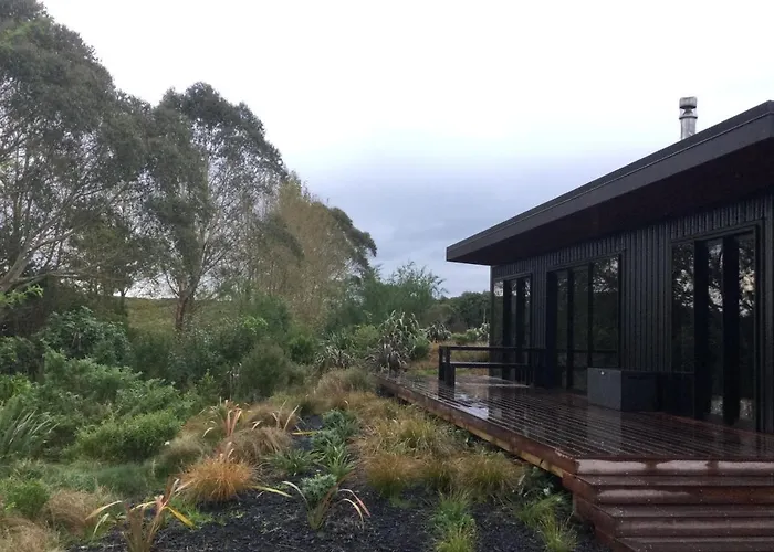 Whakaipo Bay Cabin Retreat Taupo